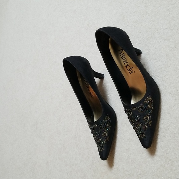 Shoes - Picture 2 of 6